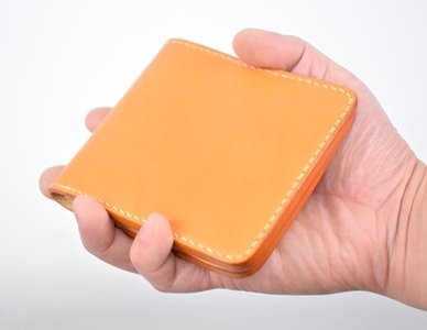 【全4色】栃木レザー 二つ折り財布  コンパクト 滑らかな手触り ハーフウォレット/Half wallet 01/キャメル/minca　159