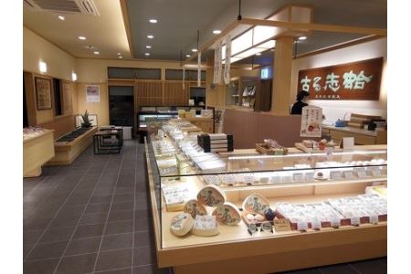 【老舗和菓子店 武蔵屋総本店】 蛤 はまぐり しるこ 12個セット (小豆8・抹茶4) 化粧箱入り おしるこ 最中 モナカ もなか 和菓子詰め合わせ 熨斗対応可 お歳暮 お中元 など 年末 年越し お