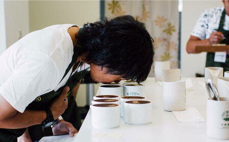 コーヒー スペシャルティコーヒー コーヒー豆 お試し 自家焙煎 浅煎り ケニア 200g×4【サードウェーブ ギフト プレゼント お中元 お歳暮】