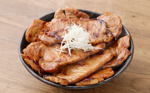 【 14営業日以内に発送 】 小樽炭火焼豚丼の具 120g × 5P 炭火焼豚丼 豚丼 丼 豚肉 お肉 肉 ニク にく 豚 炭火焼き 炭火 冷凍 秘伝のタレ タレ ご飯 湯煎