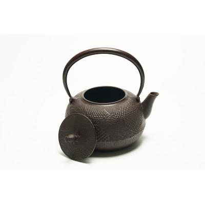 ふるさと納税 奥州市 南部鉄器 鉄瓶 丸アラレ 1.5L 【伝統工芸士 佐藤圭 作】 伝統工芸品 [Y0071] |  | 03