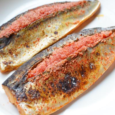 ふるさと納税 赤村 【発送月固定定期便】さば明太 いわし明太各6枚セット　福岡名物辛子明太子使用(赤村)全3回 |  | 01