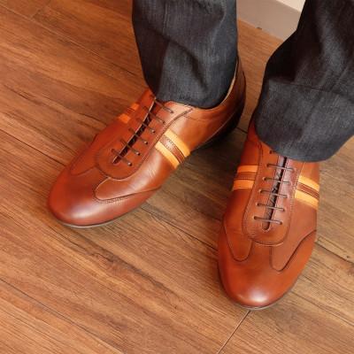 ふるさと納税 大和郡山市 レザースニーカー 紐タイプ 5cmアップシークレットシューズ No.899 ブラウン 24cm |  | 02