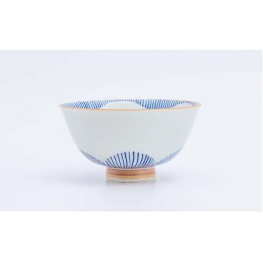 有田焼 シンプルな花柄のお茶碗 ペアセット 梅の花 お茶碗 まるぶん お茶碗 14000円 お茶碗 夫婦 シンプル お茶碗 花 お茶碗 A14-73_イメージ3