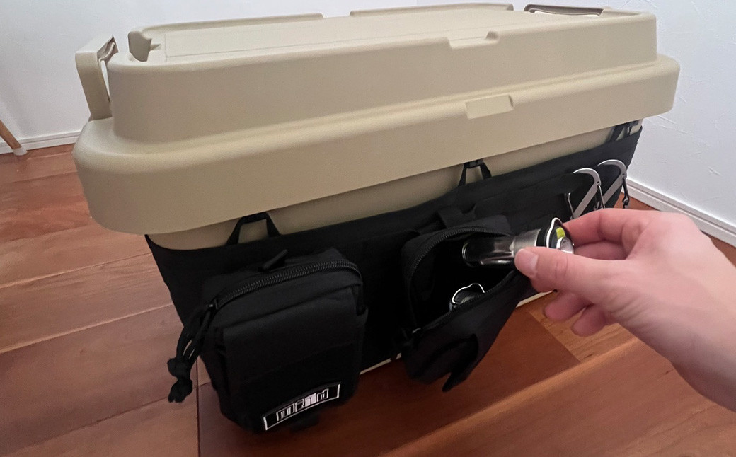 FOLDING TABLE トランクカーゴ用 ジャケット