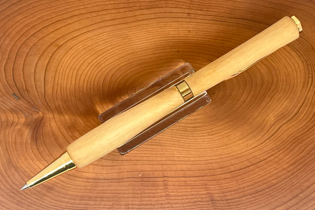 おきなわの木の木軸ペン（ツイストタイプ）｜ペン ボールペン 木 木軸 木材 木軸ペン 特別 受注生産 職人 手作り ツイスト式 文具 文房具 筆記用具 沖縄 沖縄県 豊見城市(CL001)