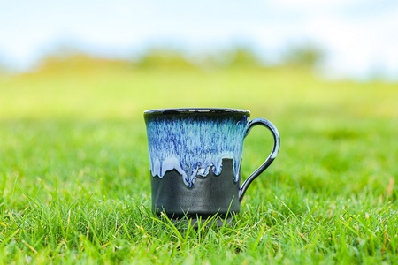 3258.マグカップ 二色釉（筒底　青色）