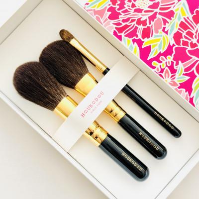 ふるさと納税 熊野町 熊野化粧筆　宙人気高級リス毛3本セット　熊野筆ほうこどう |  | 01