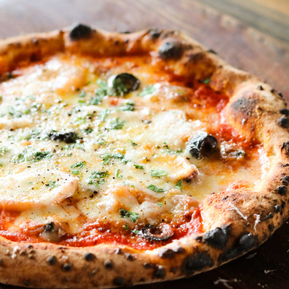 【ふるさと納税】【 ナポリピッツァ専門店 が作る 薪窯焼き 冷凍 ピッツァ セット 】 カラマーロ × 3枚 計 約1.08kgピザ イタリアン 冷凍 ピザ窯 PIZZA パーティー 人気 本格 薪窯 簡単 時短 クリスマス 冷凍ピザ カラマーロ 360g ピザ 熊本 菊陽【堀川ピッツァ】[BHBV003]