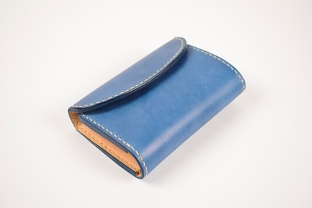 【minca】栃木レザーの三つ折り財布 ミドルサイズ ハンドステッチ滑らかな手触り/Middle wallet 01/ブルー　518