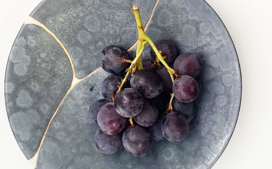 
                  ※先行予約【イワサキ巨峰ぶどう直売所】果物／新鮮産直　巨峰ぶどう　4房　2キロ以上
                