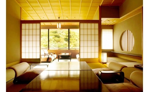 【花紫】平休日1泊2食付　ペア宿泊券《和室》