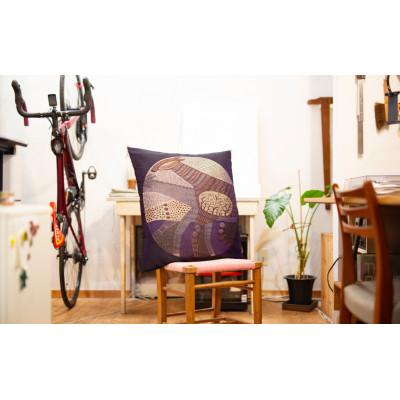 ふるさと納税 富士吉田市 干支座布団 うま(午) 八端判59×63cm 洗える座布団カバーと中綿ヌードのセット 日本製 |  | 03