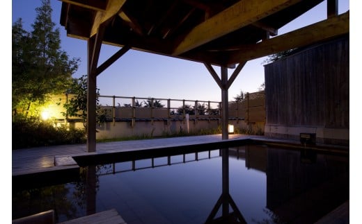 【まつさき】平休日1泊2食付　ペア宿泊券《「桃山庵」露天風呂付和洋室》