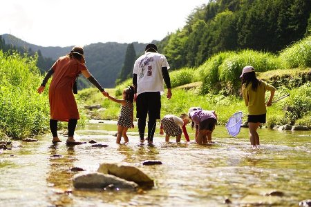 【電子クーポン券】まるかりの里キャンプ場 宿泊利用（6,000円分）【75-5】