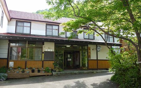 秘湯! 源泉かけ流し 【松川温泉 松川荘】 1泊2食付 2名様 (和室A) ／ 宿泊券 旅行 温泉 露天風呂