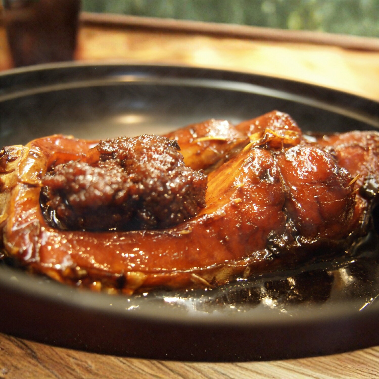 ★【ふるさと納税】鯉の甘煮 3切れ 140年の割烹の伝統と技術でつくる甘煮 | 鯉 甘煮 うま煮 煮魚 郷土料理 お取り寄せ 贈り物 プレゼント ギフト 敬老の日 新潟県 五泉市 株式会社松の家