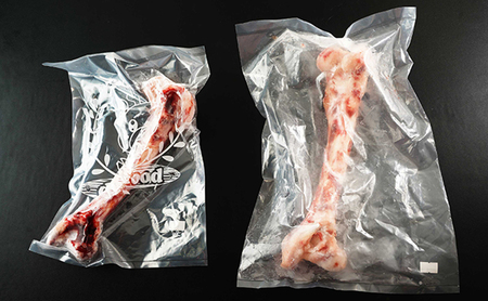 ペットフード 鹿肉 北海道産 ペット用 鹿骨セット（生肩甲骨1枚 ゲンコツ2本） 【deer food】[犬 エゾシカ 犬用 おやつ 鹿肉 ペット えぞしか肉 ジビエ ご褒美 ストレス解消 歯石ケア 
