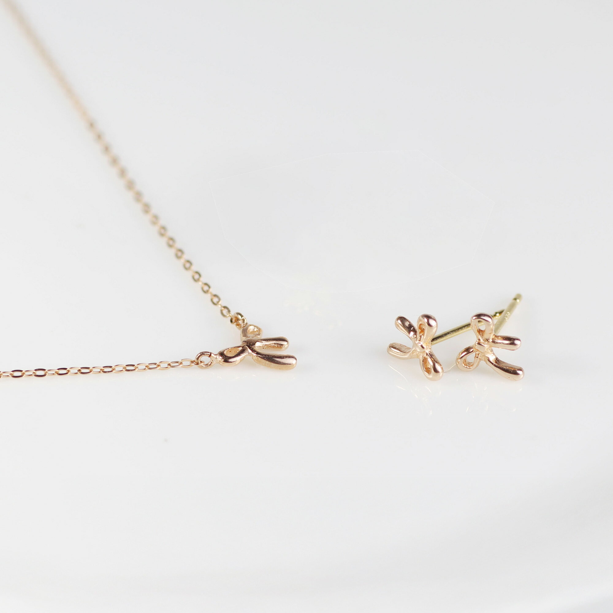 【ふるさと納税】10金ピンクゴールド ネックレス＆ピアスセット / K10-KN01026-KP01027 [AM309] / 金 ピンクーゴールド ネックレス ピアス セットアクセサリー ギフト プレゼント