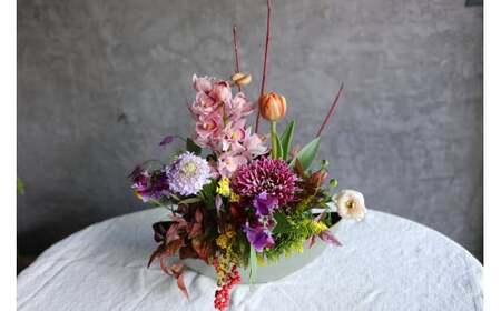 ■お正月限定■ [ お任せ ] 華やかフラワーアレンジメント 【12/26まで受付】生花 フラワーアレンジメント 年内配送 正月 新年 迎春 植物 室内 屋内 玄関 床の間 インテリア ※2025年1