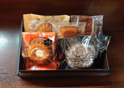 「PATISSERIE　Liante（パティスリー　リアント）」の焼き菓子アソートセット（6個入り）