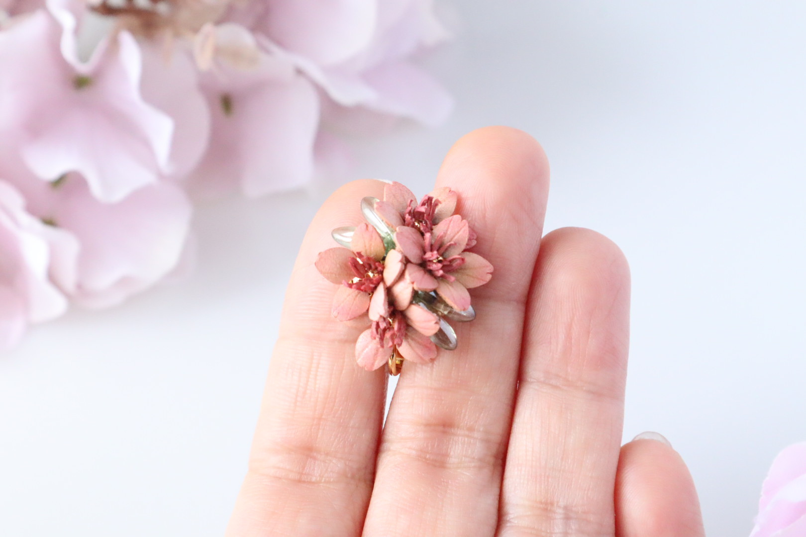 桜 革花スタッドピアス･イヤリング/ピンク/春レザーアクセサリー/2024