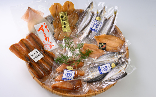 厳選 【”旬魚”の干物】詰合せ〈７品セット〉【海産まる葉】【AA47】