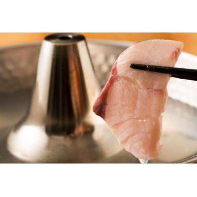 ふるさと納税 多度津町 オリーブハマチ1本まるごと(半身カット)【先行受付:令和8年10月中旬頃から出荷】【C-312】 |  | 01