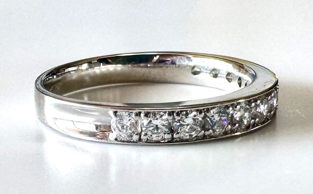 プラチナダイヤモンドリング ハーフエタニティーリング 0.50カラット 【AK-5718/0010】