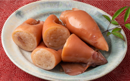 【全3回定期便】対馬 剣先イカ の いか飯 《 対馬市 》【 対馬逸品屋 】冷凍 時短 簡単調理 あかいか もっちり 惣菜 おやつ もう1品 イカ イカ飯 [WAF033]