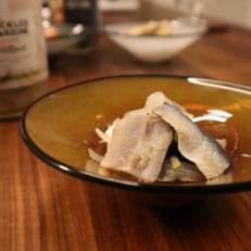 北海道釧路産のいわしのみ使用したイワシ酢漬け「ピクルドサーディン」340g×2個セット