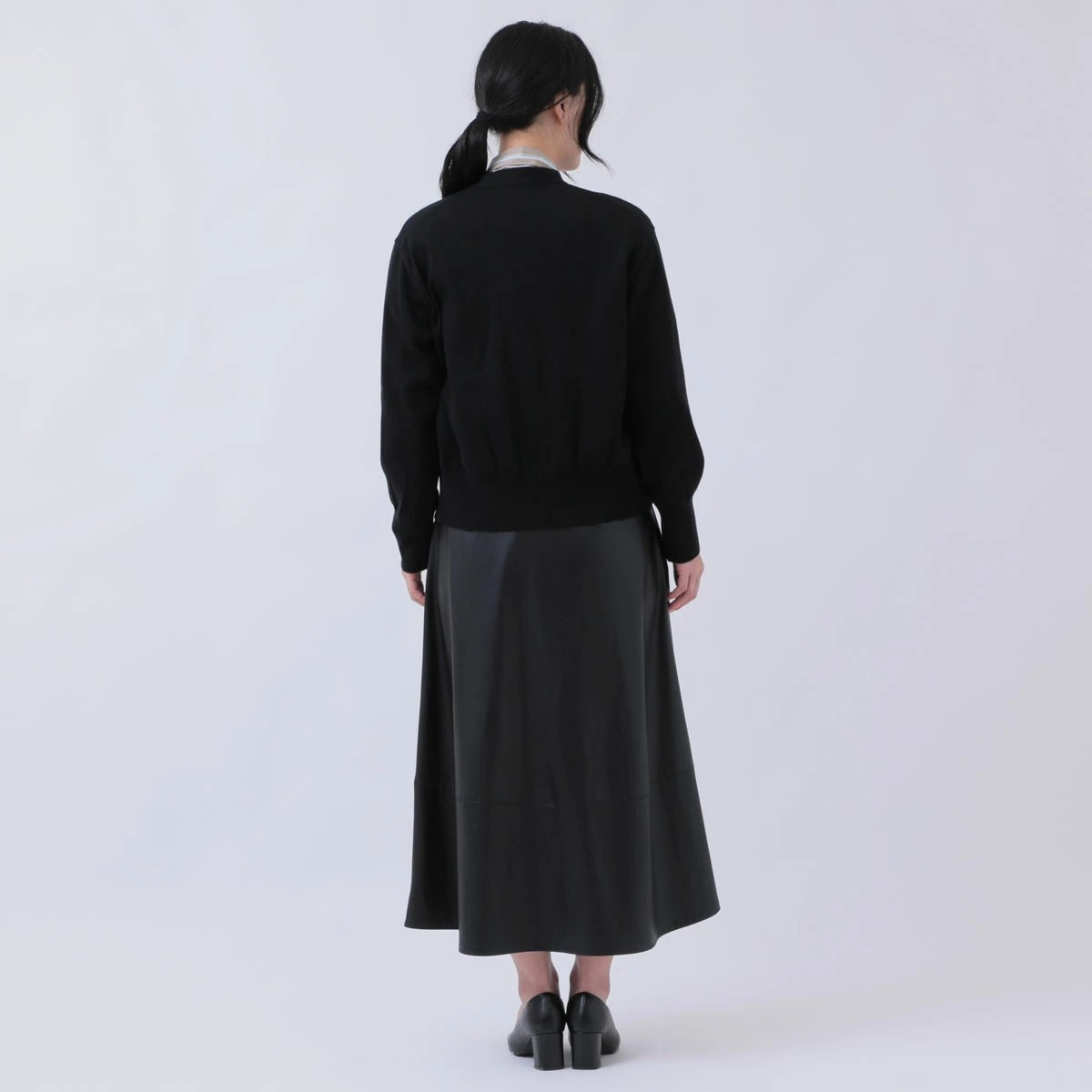 ※着用イメージ画像のカラーは「クロ」ですが、本返礼品は「オフホワイト」です。