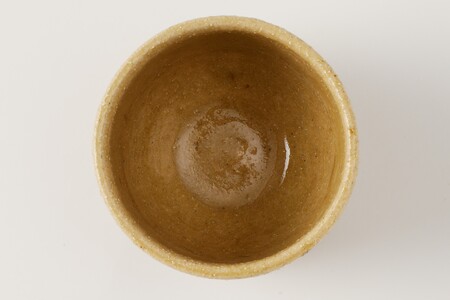 黄瀬戸ぐい呑　作者：北大路　泰嗣 【0032-069】陶芸 工芸品 陶器 美濃桃山陶 焼き物