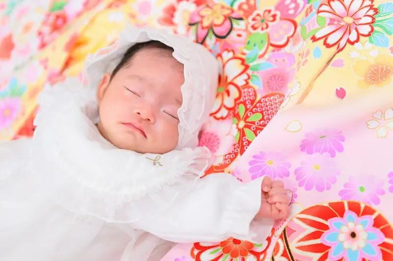 お宮参り撮影（お祝い着衣装付き・フォーマル写真３カット付き）【お宮参り フォーマル フォト 誕生記念 赤ちゃん プレゼント 撮影 記念写真 伝統行事 スタジオ撮影 神奈川県 小田原市 撮影 撮影】