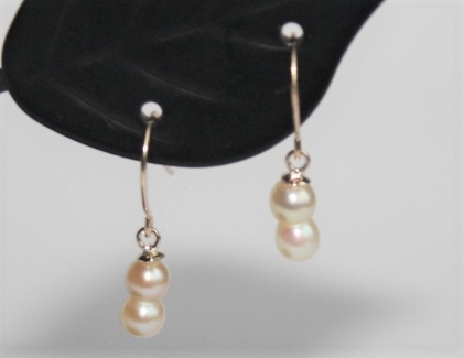 アコヤ真珠 3～4mm ピアス K18 アクセサリー 伊勢 志摩 伊勢志摩 志摩産 真珠 パール アコヤ貝 アクセサリー ピアス ギフト プレゼント 冠婚葬祭 慶事 弔事 結婚式 入学式 卒業式 国産