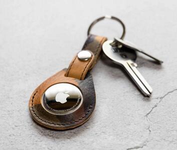 エアタグ用 キーホルダー カバー レザー 本革 キーリング apple airtag 【カモフラージュ ライト】