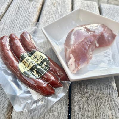 ふるさと納税 関市 ジビエ 鹿肉 詰合せ 冷凍 計800g ブロック肉 500g ソーセージ 3本入100g×3個 |  | 01