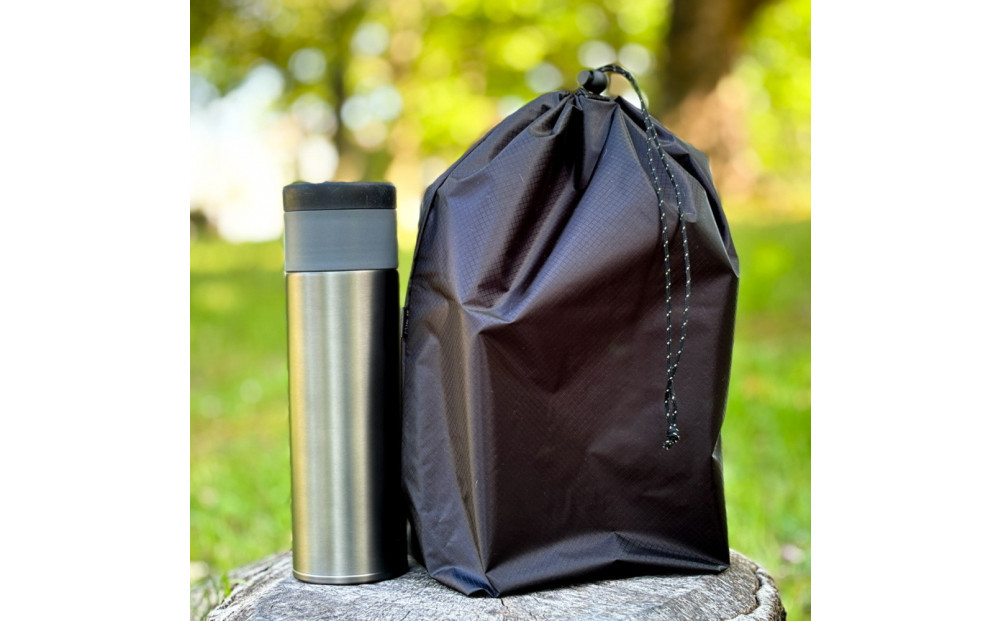 【L・5L・黒】 大きめナイロン巾着袋　スタッフバッグ　スタッフサック　バッグインバッグ　着替え袋