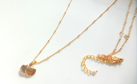 scallop long necklace ネックレス アクセサリー 貝殻 1個 [Q]handmadejewely【海 ゴールド  ロングチェーン シンプル 貝 パール 可愛い ハンドメイド ジュエ