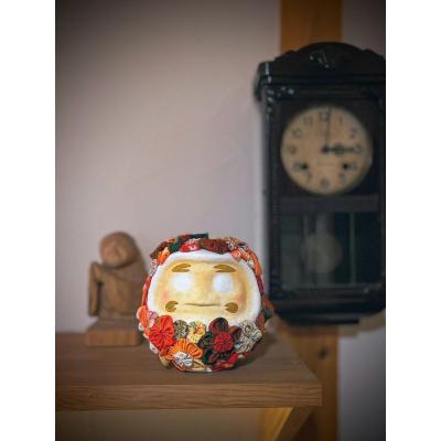 ふるさと納税 伊那市 つまみ細工風　華だるま(着物などの古布クラフト　デコレーションだるま　体高13センチ) |  | 02