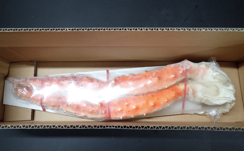 ボイルたらばがに脚約1kg(脚2本シュリンク)(エアブラスト凍結) ＜12月8日決済分まで年内配送＞ C-14056