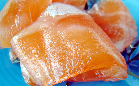 ◆ふわとろ食感◆キングサーモンづくし！『箱寿司×2箱』と『昆布〆100g』 お寿司 鮭 魚貝類 加工食品 さけ サケ 