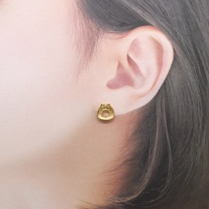 22金 顔面装飾釣手土器(あくびちゃん)ピアス　両耳1セット【配送不可地域：沖縄県】【1370424】