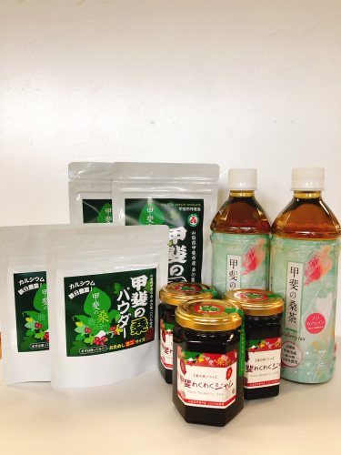 甲斐の桑物語　桑の実ジャムと甲斐の桑茶ペットボトルセットと甲斐の桑パウダーセット [山梨 桑 お茶 ジャム 無添加]