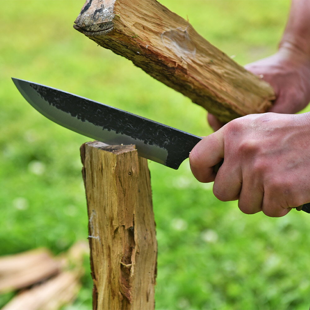 【ふるさと納税】＜選べる名入りあり・なし＞バドニングナイフ 鉄 鋼 青紙2号 刃渡14.5cm 包丁 小型 薪割り アウトドア 料理道具 調理器具 キッチン用品 キャンプ 登山 サバイバル 野外作業 焚き火 パラコード 牛革ケース付き 日本製 熊本県 人吉市 送料無料