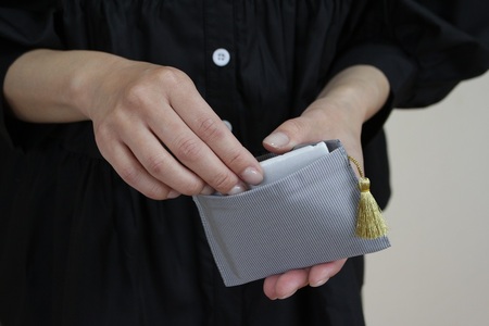 綴織のフラットポーチ　Sｻｲｽﾞ【アッシュパープル】 小銭入れ 薄型 ポーチ カード入れ 手織り 綴織 工芸品 伝統工芸品 清原織物 AQ-0011_05