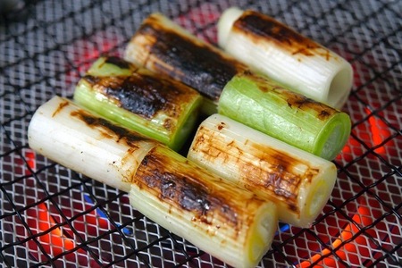 朝来市特産 岩津ねぎ 2kg (太さにより14～24本) MLサイズ混載 AS51AB57-2