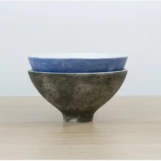 有田焼 Moon Surface＆コスモスブラスト ペア茶碗 【三光堂】李荘窯 夫婦茶碗 茶碗 ちゃわん ご飯茶碗 月 宇宙 黒 青 シンプル モダン 新婚祝い ギフト プレゼント A40-440