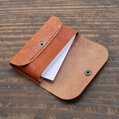 ふるさと納税 対馬市 対馬のイノシシ革　選べる名刺入れ　こげ茶色 |  | 01