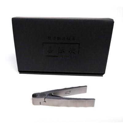 ふるさと納税 関市 爪切り 【きでんじ 喜伝次 爪切り 爽 - さわやか - 爪ヤスリ・レザーケース付 】 便利 肥厚爪 |  | 03